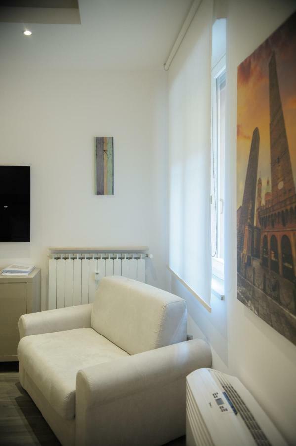 Andrea Luxury Apartments Strada Maggiore Studio 1 โบโลญญา ภายนอก รูปภาพ